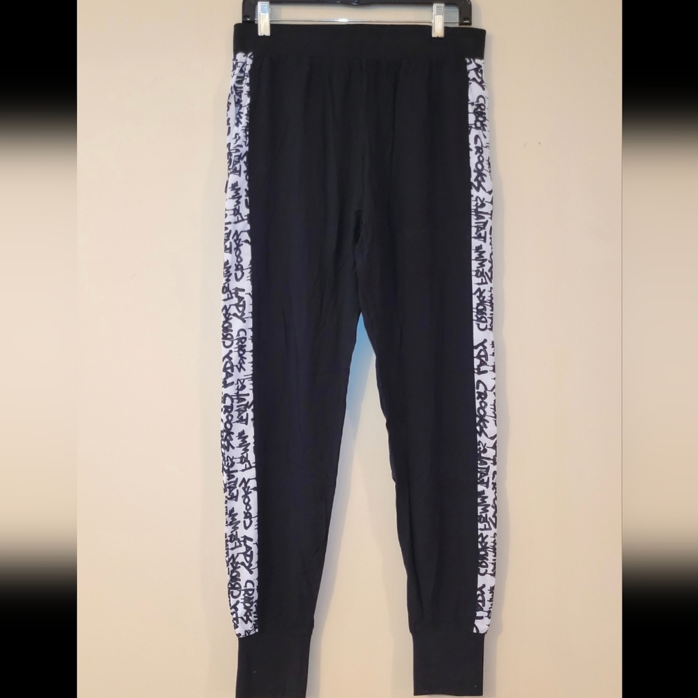 Large woman's crooks & castles street black joggers